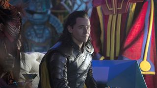 「ロキ」ドラマシリーズ、本格始動！トム・ヒドルストンが報告