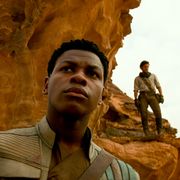 【ネタバレあり】『スター・ウォーズ』フィンとレイにまつわる説をジョン・ボイエガ否定
