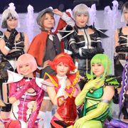 「キューティーハニー」舞台化!元NMB48上西恵らキャストがパフォーマンス披露