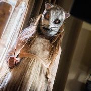蘇った少女の顔が亡き妻に…『ペット・セメタリー』戦慄の本編映像