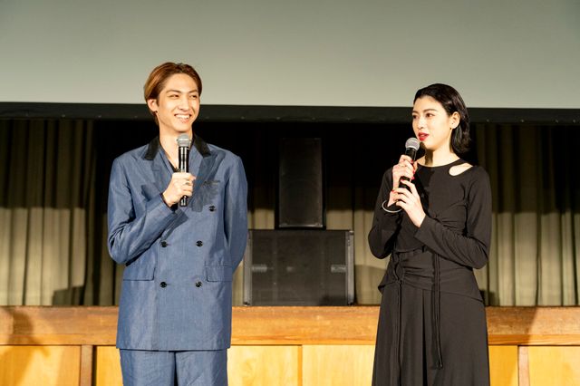 三吉彩花と古川毅