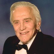 カーク・ダグラスさん、103歳で死去 『悪人と美女』『OK牧場の決斗』など
