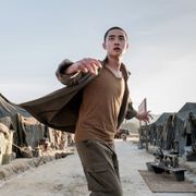 D.O.自ら丸刈り頭を提案!『スウィング・キッズ』で見せた役者魂
