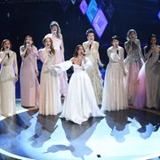 松たか子、アカデミー賞の舞台で熱唱!世界のエルサ女優と共に