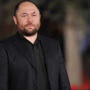 『ウォンテッド』監督が世界初の縦画面ブロックバスター映画を製作