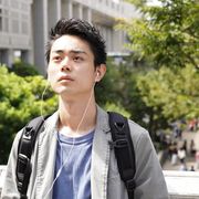 菅田将暉の切ない表情…!『糸』場面カット公開
