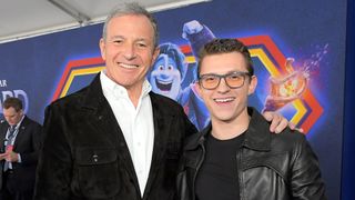 ボブ・アイガー、ディズニーCEOを即時退任