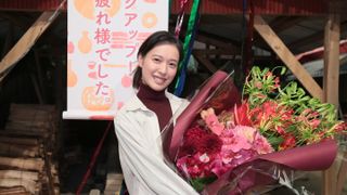 戸田恵梨香「スカーレット」撮了に感謝！桜庭ななみも2ショットで報告