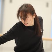 “四代目あずみ”今泉佑唯、髪を振り乱して圧巻の殺陣を披露!