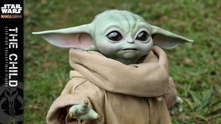 「マンダロリアン」“ベビーヨーダ”の等身大フィギュアが登場！