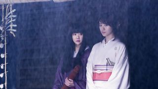 武井咲＆蒼井優『るろうに剣心』2ショットが公開