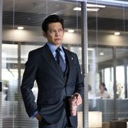 今夜「SUITS/スーツ2」第2話!黒木瞳、佐戸井けん太がゲスト出演