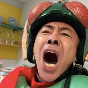 木梨憲武、仮面ノリダー姿でインスタ登場!テーマ熱唱「家で頑張るんだ!」