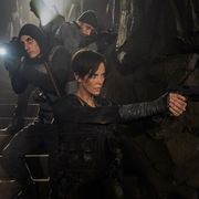 シャーリーズ・セロン、不死身の傭兵を指揮!新作アクション7月配信
