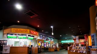 山口「シネマ・スクエア7」15日より営業再開　マスク着用を必須に