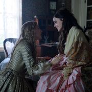 結婚直前のエマ・ワトソンに「一緒に逃げよう」…『若草物語』本編映像