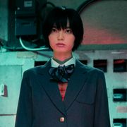 平手友梨奈がミステリアスなJK役!『さんかく窓の外側は夜』に注目