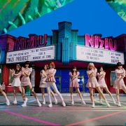 NiziU、初のミュージックビデオ!「Make you happy」フルで公開