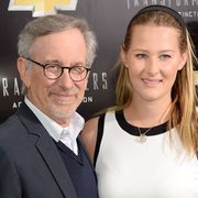 スピルバーグの娘が婚約!お相手はスイス出身の俳優