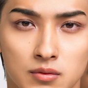 横浜流星のメイク姿が美しいと話題!「NARS」使用コスメが半日で予約分完売