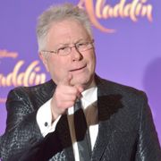 ディズニー音楽の巨匠アラン・メンケン、主要エンタメ賞を制覇!16人目の快挙
