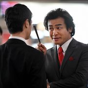 変わらず大人気!「半沢直樹」黒崎7年ぶり登場であの“必殺技”も披露