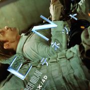 ノーラン新作『TENET テネット』主人公は“名もなき男” キャラクター情報&新ビジュアル公開