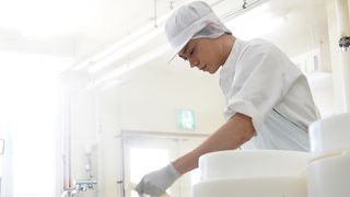菅田将暉『糸』実在のチーズ工房で撮影！