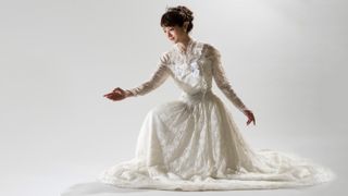 「わたナギ」若月佑美、初のウェディングドレス姿!オリジナルストーリーで披露