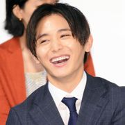 山田涼介、“美”でジェシーら共演者を惑わす