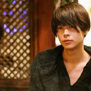 大倉忠義も絶賛!成田凌が減量で役づくり『窮鼠はチーズの夢を見る』新カット