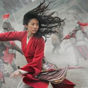 『ムーラン』主演女優、3か月間猛特訓!壮絶アクションの裏側