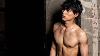 福士蒼汰、鍛え上げたボディー！肉体美にファン興奮