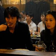 綾野剛&北川景子、お互いを支え合う名バディに!『ドクター・デスの遺産』場面カット