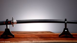 「鬼滅の刃」炭治郎の日輪刀を1/1サイズで再現！「水の呼吸」も収録