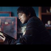 King Gnu井口理、高校生から30代まで熱演!「プラウド」ブランドムービー