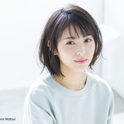 浜辺美波が恋愛経験ゼロのオタク大学生に!新ドラマで菅野美穂の娘役