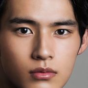 岡田健史、チャラい大学生役!浜辺美波演じるオタク娘の彼氏候補