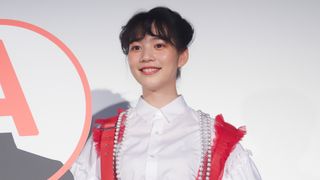 のんがシークレットキャストと共に観客のお悩み解決!