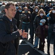 ジュード・ロウ、『コンテイジョン』撮影時に同様のパンデミックが起こると警告されていた