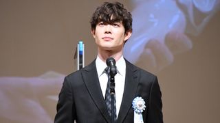 宮沢氷魚、初の映画賞に感無量！海外作品にも意欲