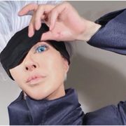叶恭子が「呪術廻戦」五条悟に変身!コスプレ写真が公開に