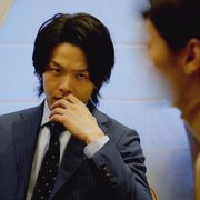 中村倫也は面白い役者!堤幸彦監督語る魅力『ファーストラヴ』場面カットも