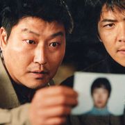 パラサイトだけじゃない!ポン・ジュノ監督の才腕に酔う映画7選