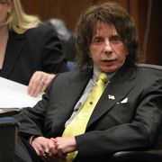 女優殺害で投獄「レット・イット・ビー」プロデューサー、フィル・スペクター死去
