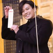 新田真剣佑『ブレイブ -群青戦記-』ヒット祈願で見事に大吉!