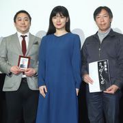 『短篇集 さりゆくもの』監督、キャストが初日イベント