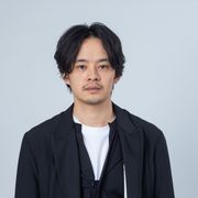 震災から10年、池松壮亮が語る前を向くことの困難さと大切さ