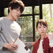 今夜スタート!鈴木亮平×吉岡里帆「レンアイ漫画家」キャスト&あらすじは?