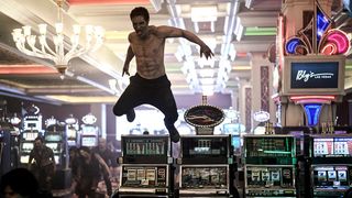 走るゾンビの進化系！ザック・スナイダー、17年ぶりゾンビ映画で描く新たな恐怖